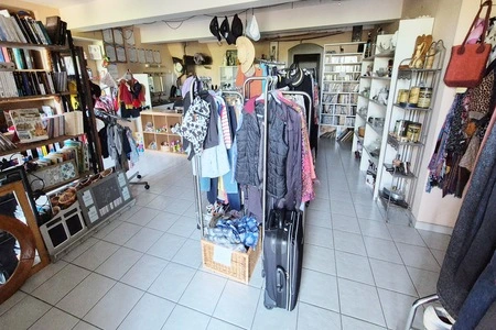 yzeron interieur reduit